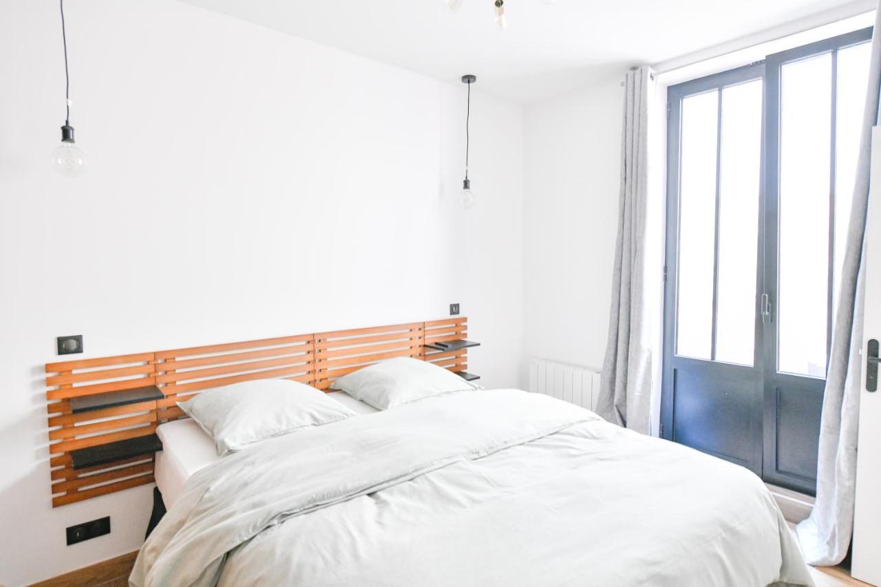 Parking Gratuit - Montmartre Charme & Patio Prive - Sacre-Coeur Metro Anvers Paris Exterior photo